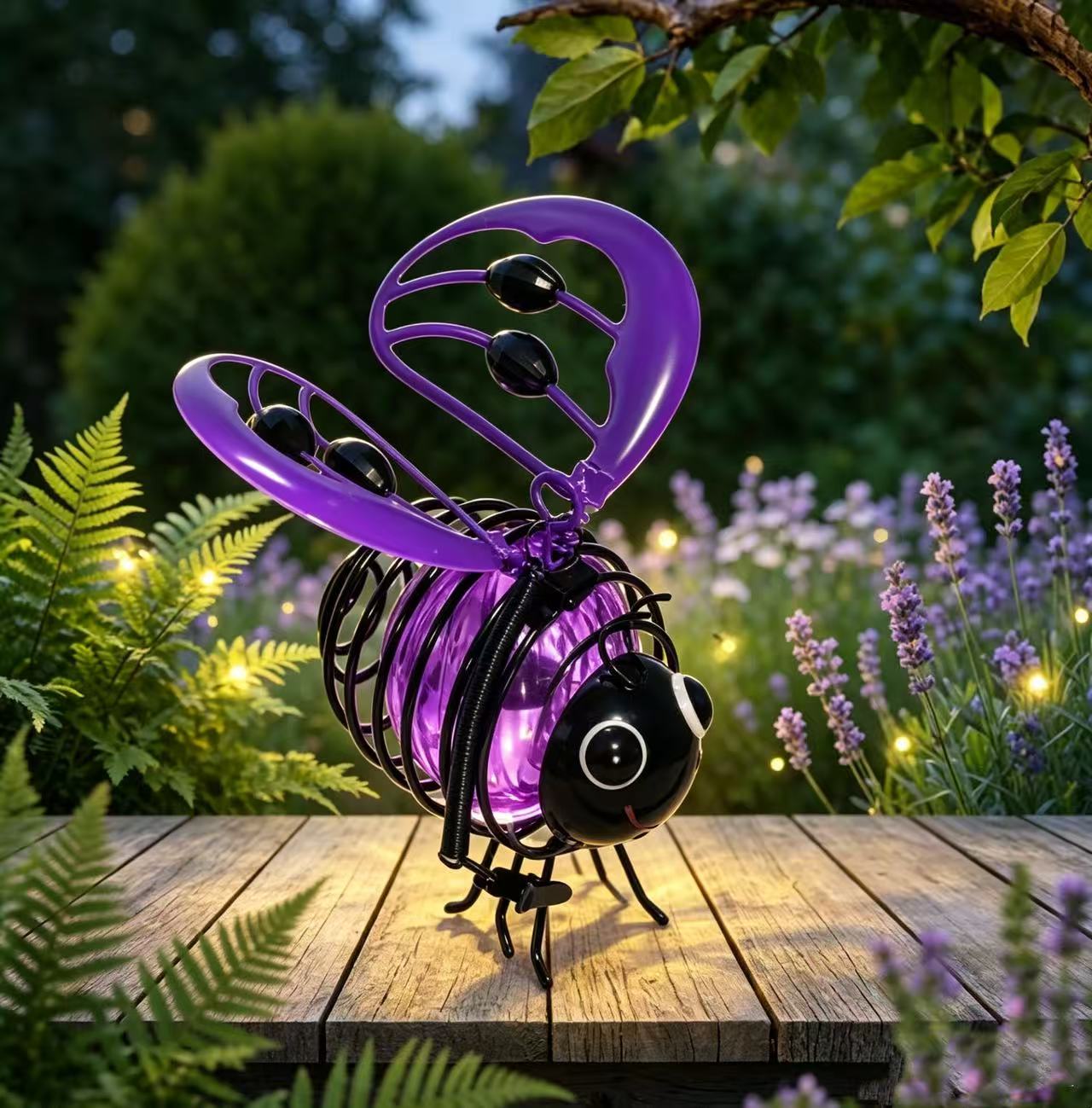 🔥Limited Time £10.99!! ⚡50K+ SOLD!✨🐝Hanging Solar Bee Light – Warm Amber Glow, Flicker-Free, Perfect for Garden Parties, Camping, or Kids’ Rooms – Spread Joy Day and Night 🌞🌜