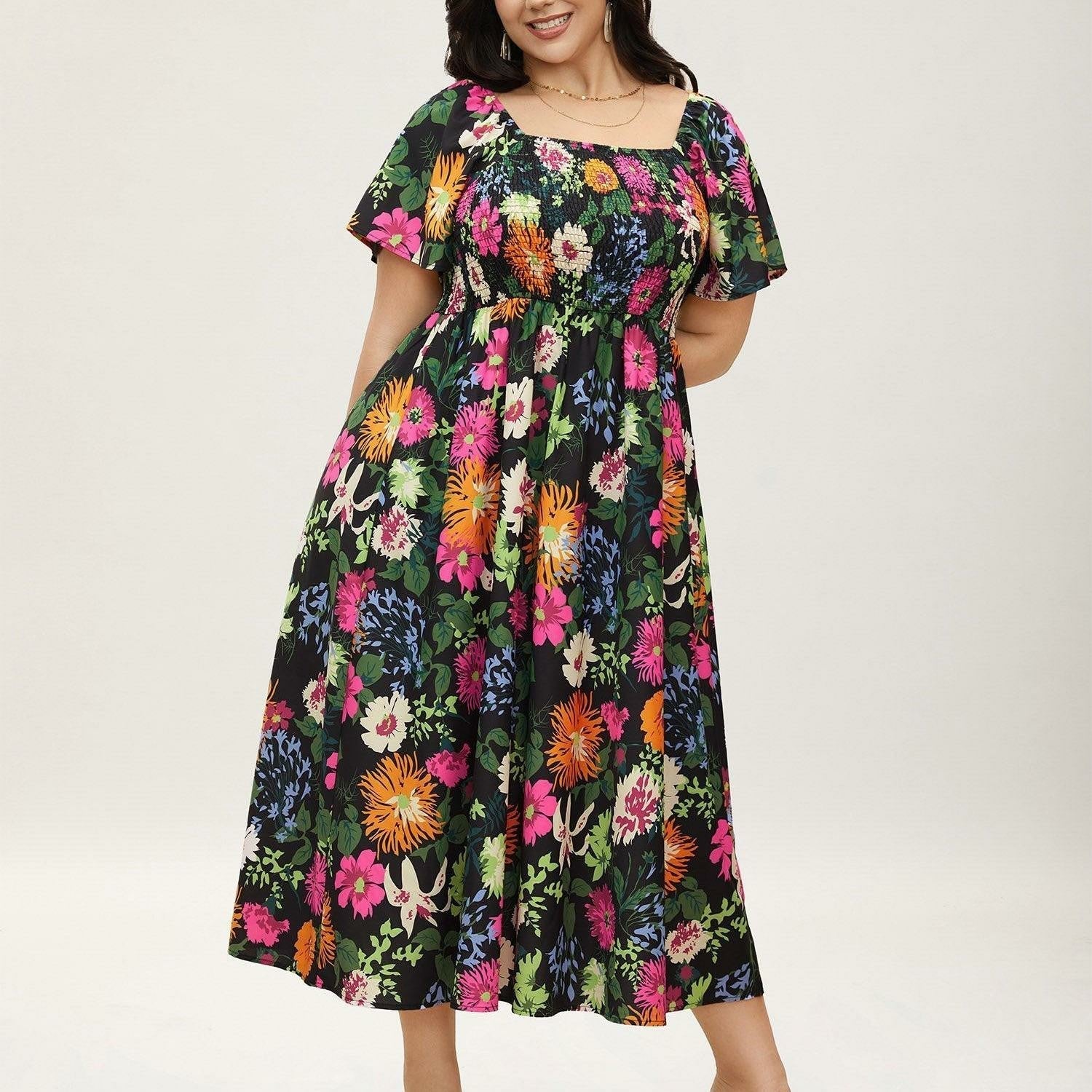 ⏰Summer Hot Sale 70% OFF💃Floral Smocked Square Neck Midi Dress with Pockets
