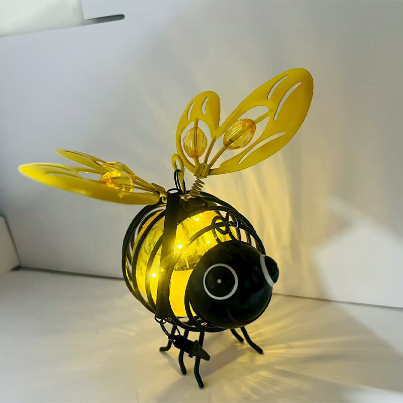 🔥Limited Time £10.99!! ⚡50K+ SOLD!✨🐝Hanging Solar Bee Light – Warm Amber Glow, Flicker-Free, Perfect for Garden Parties, Camping, or Kids’ Rooms – Spread Joy Day and Night 🌞🌜